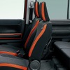 スズキ ハスラー ハイブリッドXターボ 4WD車 シート（バーミリオンオレンジ内装）