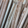 フジロック会場周辺の森林で伐採した間伐材で作られた割り箸