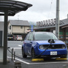 山口の道の駅菊川で充電中。この角度から見ると古典的な欧州車フォルム。