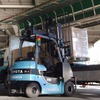 豊田自動織機トヨタL&F：トラック荷役対応自動運転フォークリフト（開発中）