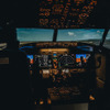 ボーイング737型機を再現したコックピット