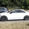 メルセデスベンツ CLA 改良新型プロトタイプ（スクープ写真）