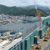 北陸新幹線敦賀駅の高架橋工事（2022年7月時点）。