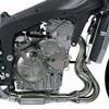 すべての回転域で優れた性能を発揮する水冷DOHC 4バルブ並列4気筒636ccエンジン