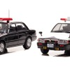 日産 クルー 1995 神奈川県警察交通部交通機動隊車両（右）/日産 クルー 1998 皇宮警察警備車両（左）
