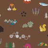 タンチョウやヒグマ、エゾリス、エゾマツなどのイメージを散りばめた座席の生地。