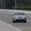 第3世代eアクスルを搭載した、トヨタ『C-HR』ベースの試作車