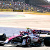 現在のザウバーは「アルファロメオ」としてF1に参戦している（2022年F1アメリカGP／#24 アルファロメオ＝ドライバーは周冠宇）。