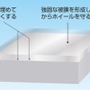 厚めに硬化するトップコートが小キズを更に目立たなくして効果も約6ヶ月持続