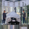 株式会社ニューバランスジャパンマーケティングディレクター 鈴木健氏と一緒にNISSAN KICKS 327 EDITIONをアンベール。