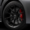 【トヨタ GRカローラ】高性能スポーツタイヤ「ADVAN APEX V601」を新車装着