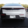 新型クラウンのバイトーンカラーを生かしたデザインの千葉ロッテの新オフィシャルカー