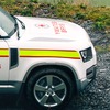 ランドローバー・ディフェンダー 130 の英国赤十字社向けワンオフモデル