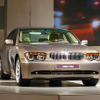 BMWに脅かされるメルセデスベンツの地位……あせりとひんしゅく