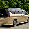 日産 セレナ e-POWER ハイウェイスターV