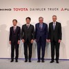 トヨタ・日野グループとダイムラートラック・三菱ふそうグループの大型提携が5月30日に発表された