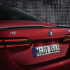 BMW i5 の「Mパフォーマンスパーツ」装着車