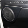 「箱載せ型」のサブウーファーボックスを搭載したオーディオカーの一例（製作ショップ：AVカンサイ＜大阪府＞）。