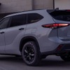 トヨタ・ハイランダー の2024年モデルの「ナイトシェード・エディション」