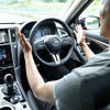 ダイナミックマップを搭載し「プロパイロット2.0」によるハンズオフ走行を可能にした日産 スカイライン（参考画像）