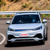 高負荷価値ショックアブソーバ用の試乗車はBYD ATTO3