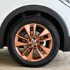 VW Tクロス カッパースタイルのエクステリアで最大の特徴は、カッパー（銅）色のホイール