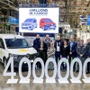 ルノー カングー、仏モブージュ生産の400万台目をフランス郵便事業者に贈呈