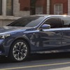 BMW i5 のロングホイールベース（中国仕様）