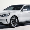 BMW 5シリーズ・ツーリング 新型にPHEV、EVモードは97km…欧州仕様