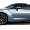 日産GT-R 2025年モデル（アルティメイトメタルシルバー）
