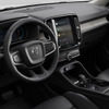 ボルボ XC40 プラス B3 セレクション