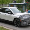 BMW iX 改良新型プロトタイプ（スクープ写真）