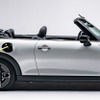 MINI クーパー SE コンバーチブル 現行型（参考）