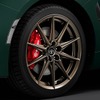 215/40R18タイヤ＆18x7 1/2Jアルミホイール（ブロンズ塗装／センターオーナメント付）