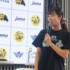 タレントでレーサーの梅本まどかさんがMCをつとめた