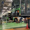 バスの総合病院、整備工場に潜入?! 都営バス100周年×はとバス75周年で記念ツアー