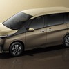 日産 セレナ e-4ORCE ハイウェイスターV