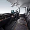スカイウェルの次世代の大型電気バン『233』