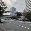 西銀座JCT。高架線右手が八重洲トンネル、左が京橋JCT方面。手前は外堀通りで、奥が数寄屋橋方面