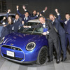 「インポート・カー・オブ・ザ・イヤー」を受賞したMINI クーパー