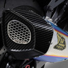 機械曲 R-11Sq R チタンサイクロン 2本出し 政府認証：カーボンファイバーと網目状の排気口が特徴的なリアスタイル