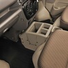 『エブリイ』系列の明るい車内に調和、カーメイトのコンソールボックスに新色登場