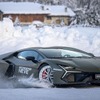 ランボルギーニの雪上ドライビングアカデミー「アカデミア・ネーヴェ」の10周年記念イベント