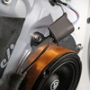 バッフルにはジュラルミンを用いたMX22SPを使用する。精度や耐久性の高さ持つ高品質なバッフルはスピーカーの能力を引き出す。