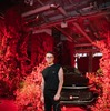トヨタ『クラウン』がNYファッションウィークでクリスチャン・シリアーノ氏とコラボしセンターステージ飾る
