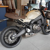 ヤマハ XSR900 2025年モデル（セラミックアイボリー）