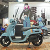 ヤマハがサプライズ公開した125ccスクーター『Fazzio（ファッジオ）』（大阪モーターサイクルショー2025）