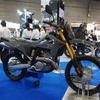 スズキ DR-Z4Sのローシート仕様（大阪モーターサイクルショー2025）