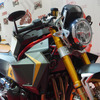 「高いけど…見てまうんや」もはや“乗れるアート”なイタリア発スーパーバイクに、目を奪われるファン続出？