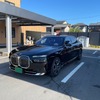 BMWの最上位EV『i7』、名古屋MKがタクシー・ハイヤーとして運行開始